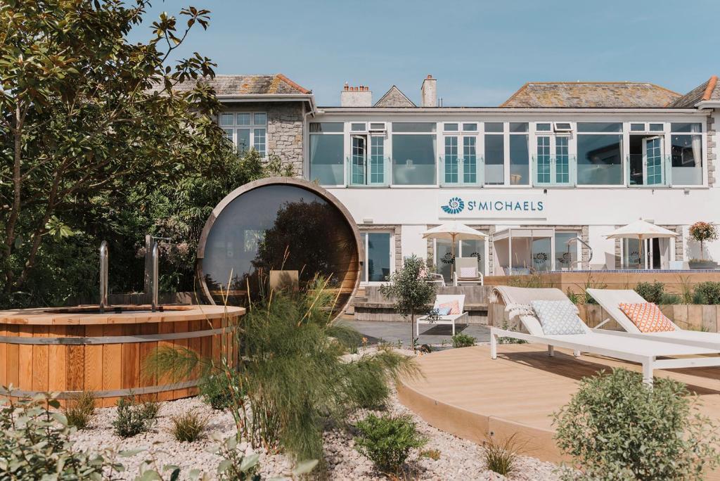 St Michaels Resort, Falmouth – Exterior of hotel